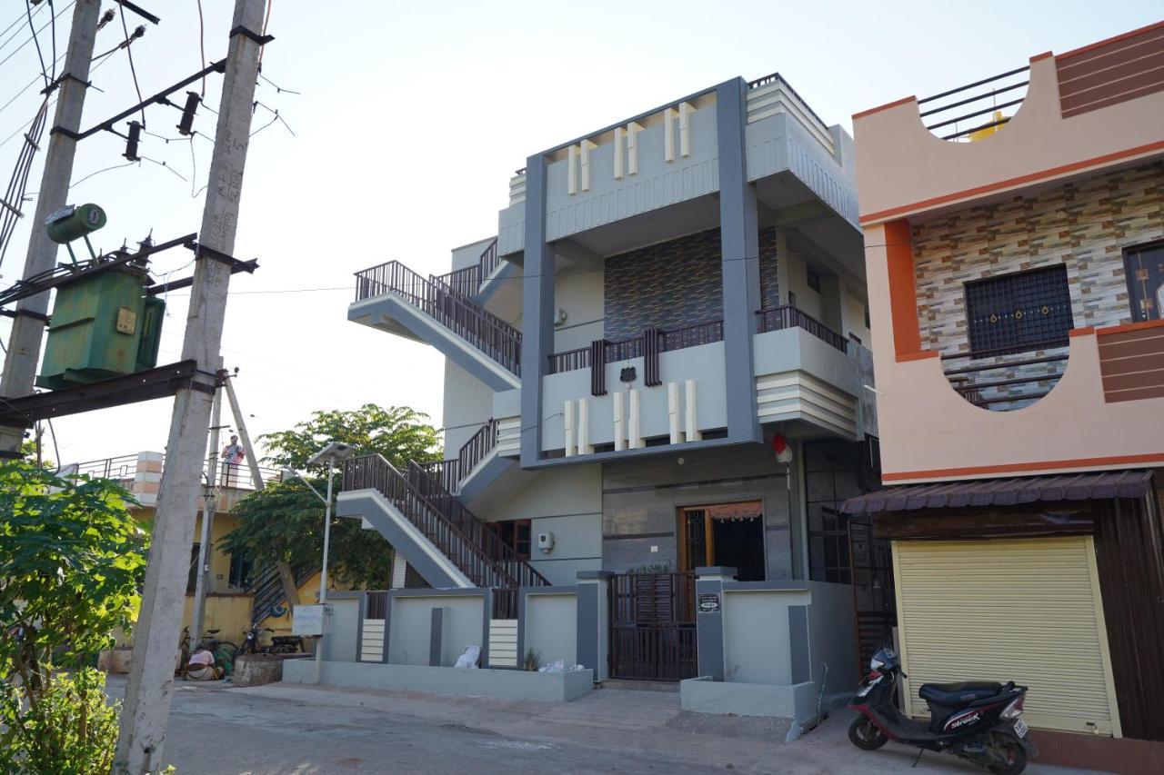 Akash Homestay Hampi Exterior photo